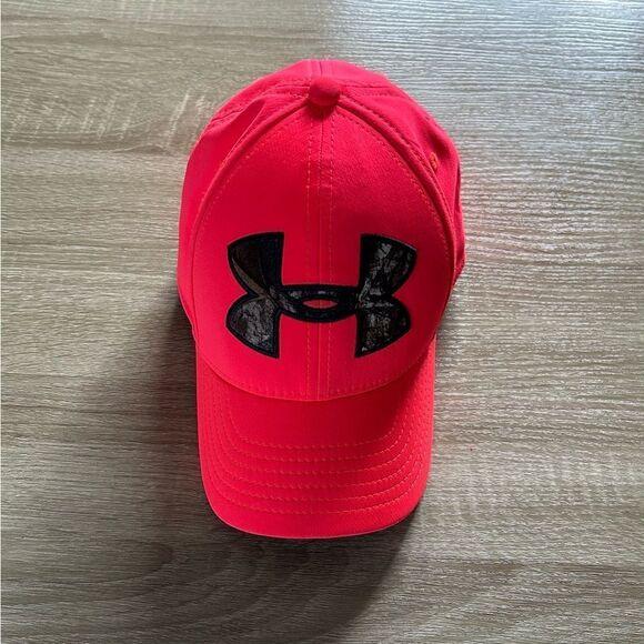 NWOT … UNDER ARMOUR “Size: Women’s S/M” Camouflage Hat - Picture 1 of 5